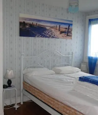 Front De Mer, Meuble De Tourisme Sur Le Port Ferienhaus Grandcamp-Maisy