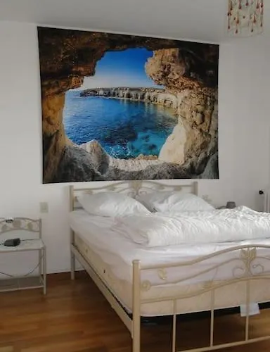 Front De Mer, Meuble De Tourisme Sur Le Port Feriehus