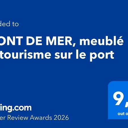 Nyaraló Front De Mer, Meuble De Tourisme Sur Le Port
